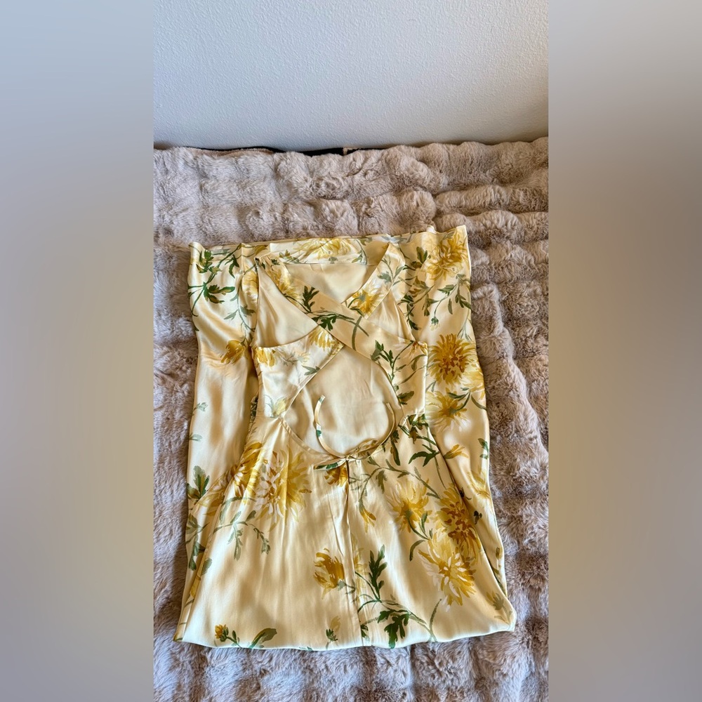Reformation Anaiis Silk Dress in Honeyglow. Brand new without tags, never worn. - Picture 13 of 16